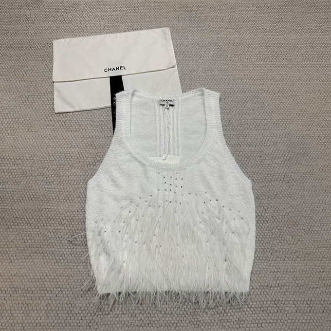 chanel rhinestone feather fringe scoop neck sleeveless knit tank top